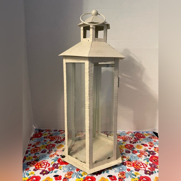 Cream Metal/Glass Lantern Home Accent - Picture 4 of 7